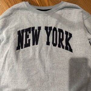 New York Popular- New York Embroidered Crewneck Sweatshirt light blue
